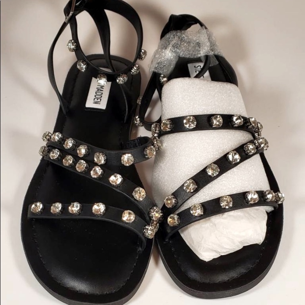 STEVE MADDEN AERO SANDALS BLACK - Brand New